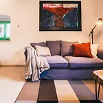 Nyaraló Belakapa Authentic House With Garden And Free Parking *