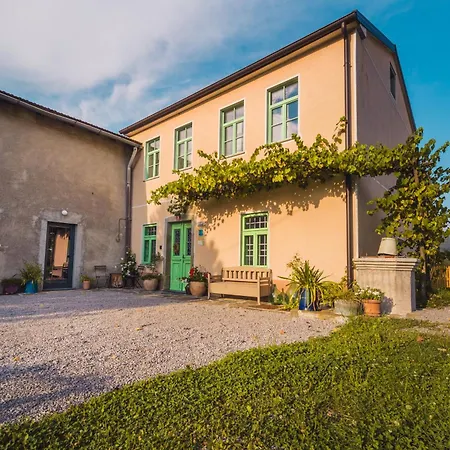 Casa vacanze Belakapa Authentic House With Naturalistic Garden & Free Parking *