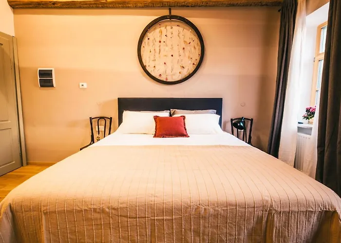 Belakapa Authentic House With Garden And Free Parking בית נופש *