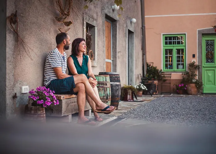 別荘 Belakapa Authentic House With Garden And Free Parking