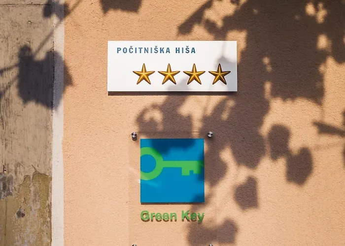 Belakapa Authentic House With Garden And Free Parking בית נופש אילירסקה ביסטריצה